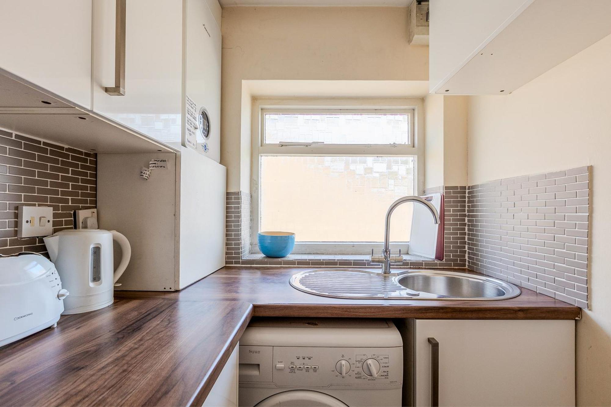 Apartment Comfy 1br Flat, 5 Minutes Chalk Farm Tube *